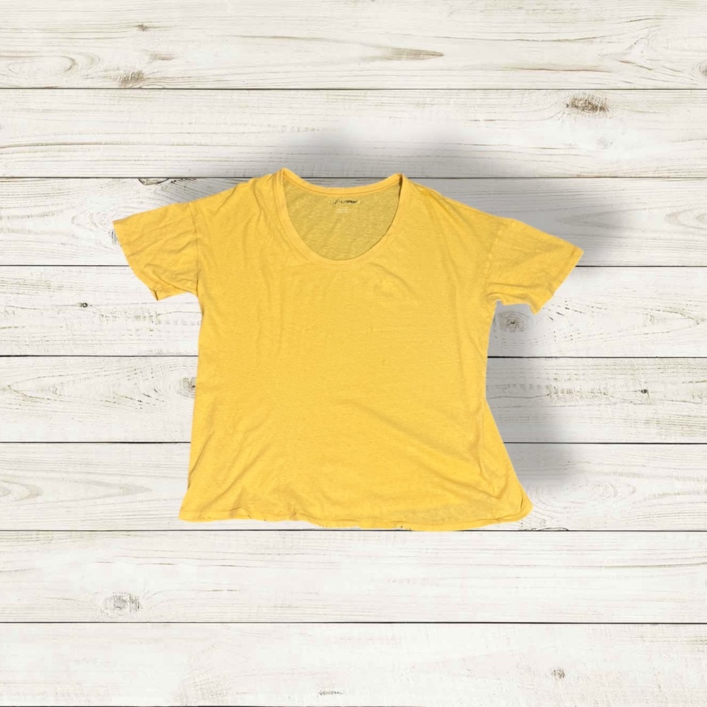 American Eagle Oversized Yellow Tee – Size S